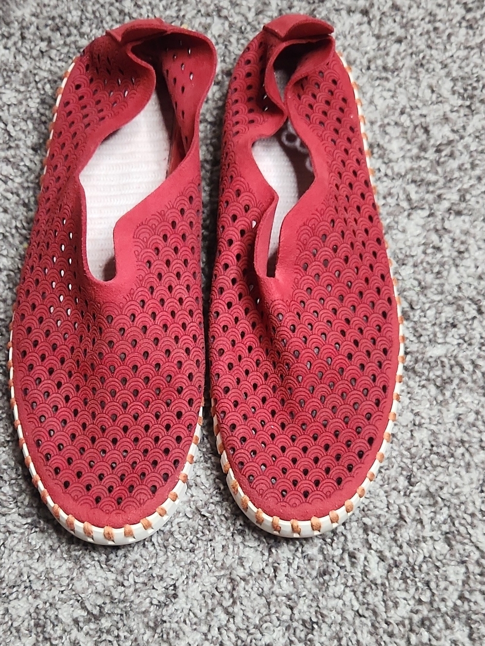 llse Jacobsen Women's Red Perforated Slip-On Flats Sz 39